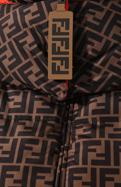 Двусторонний пуховик FENDI оранжевого цвета по цене 188000 руб., арт. FAA427 A6JB, фото 5 Двусторонний пуховик FENDI, арт. FAA427 A6JB, фото 5