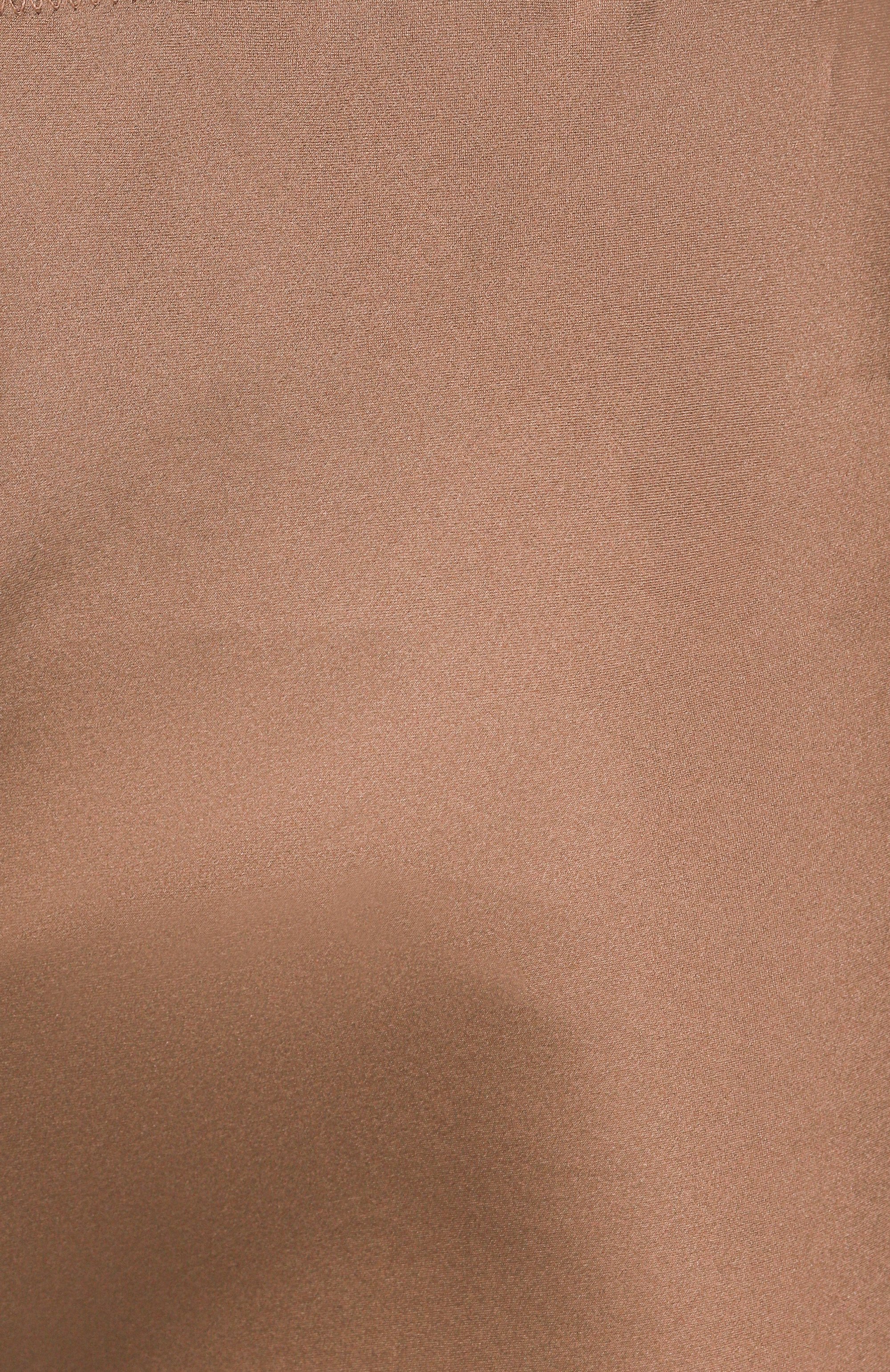 Шелковые шорты SIMONE PERELE темно-бежевого цвета по цене 13490 руб., арт. 15B640, фото 6 Шелковые шорты SIMONE PERELE, арт. 15B640, фото 6