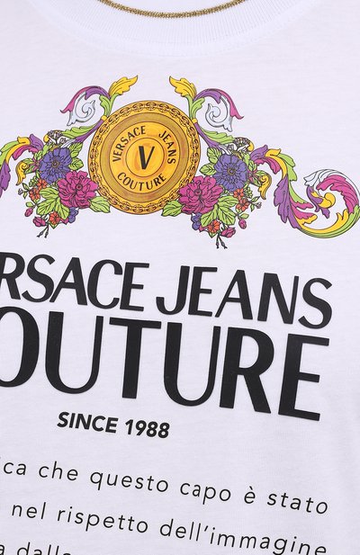 Хлопковая футболка VERSACE JEANS COUTURE белого цвета по цене 12450 руб., арт. B2HWA7TE-WDP614 34/30319, фото 5 Хлопковая футболка VERSACE JEANS COUTURE, арт. B2HWA7TE-WDP614 34/30319, фото 5