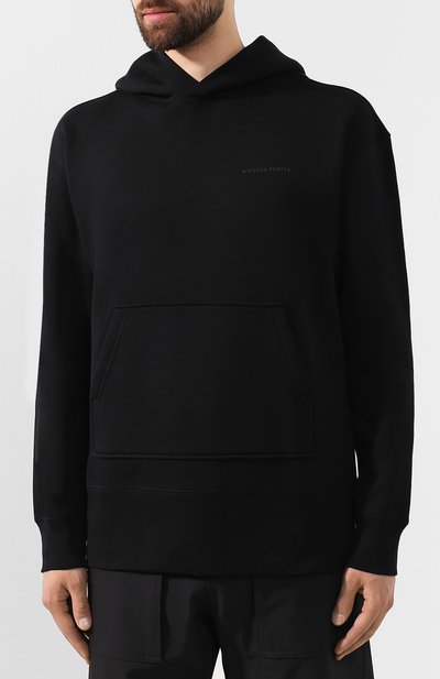 Хлопковое худи BOTTEGA VENETA черного цвета по цене 106000 руб., арт. 576777/VA8W0, фото 3 Хлопковое худи BOTTEGA VENETA, арт. 576777/VA8W0, фото 3