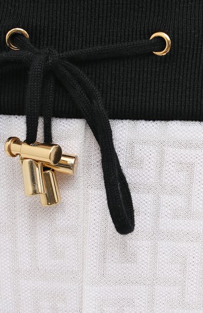 Шерстяные шорты BALMAIN белого цвета по цене 106500 руб., арт. VF20A005/K270, фото 5 Шерстяные шорты BALMAIN, арт. VF20A005/K270, фото 5