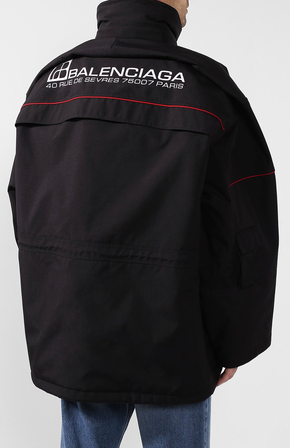 Куртка BALENCIAGA черного цвета по цене 227500 руб., арт. 595236/TXD02, фото 4 Куртка BALENCIAGA, арт. 595236/TXD02, фото 4