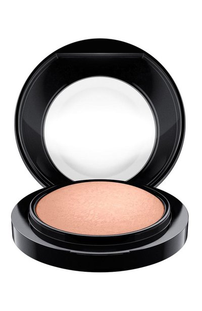 Румяна для лица mineralize blush, оттенок cosmic force (3.5g) MAC цвета по цене 3190 руб., арт. S2P0-02, фото 2 Румяна для лица mineralize blush, оттенок cosmic force (3.5g) MAC, арт. S2P0-02, фото 2