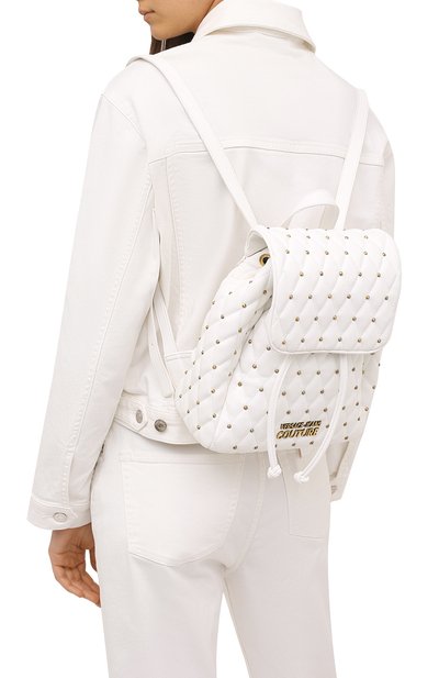 Рюкзак VERSACE JEANS COUTURE белого цвета по цене 25300 руб., арт. E1VWABQ7-LINEA Q DIS. 7/71881, фото 5 Рюкзак VERSACE JEANS COUTURE, арт. E1VWABQ7-LINEA Q DIS. 7/71881, фото 5