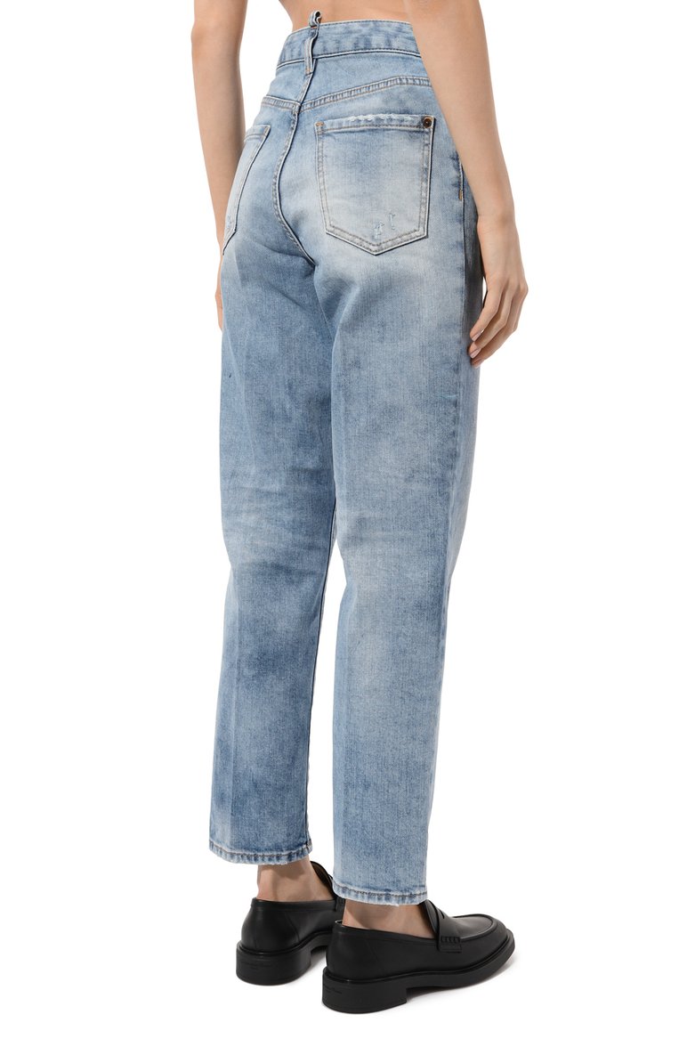 Женские джинсы DSQUARED2 голубого цвета, арт. S73LA0291/S30827 | Фото 4 (Длина (брюки, джинсы): Стандартные; Материал внешний: Хлопок, Деним; Силуэт Ж (брюки и джинсы): Бойфренды; Кросс-КТ: Деним; Стили: Гранж)