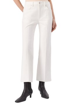 Женские джинсы JIL SANDER белого цвета, арт. J04KA0120/J45288 | Фото 3 (Материал внешний: Хлопок, Деним; Длина (брюки, джинсы): Стандартные; Кросс-КТ: Деним; Силуэт Ж (брюки и джинсы): Расклешенные; Стили: Минимализм)