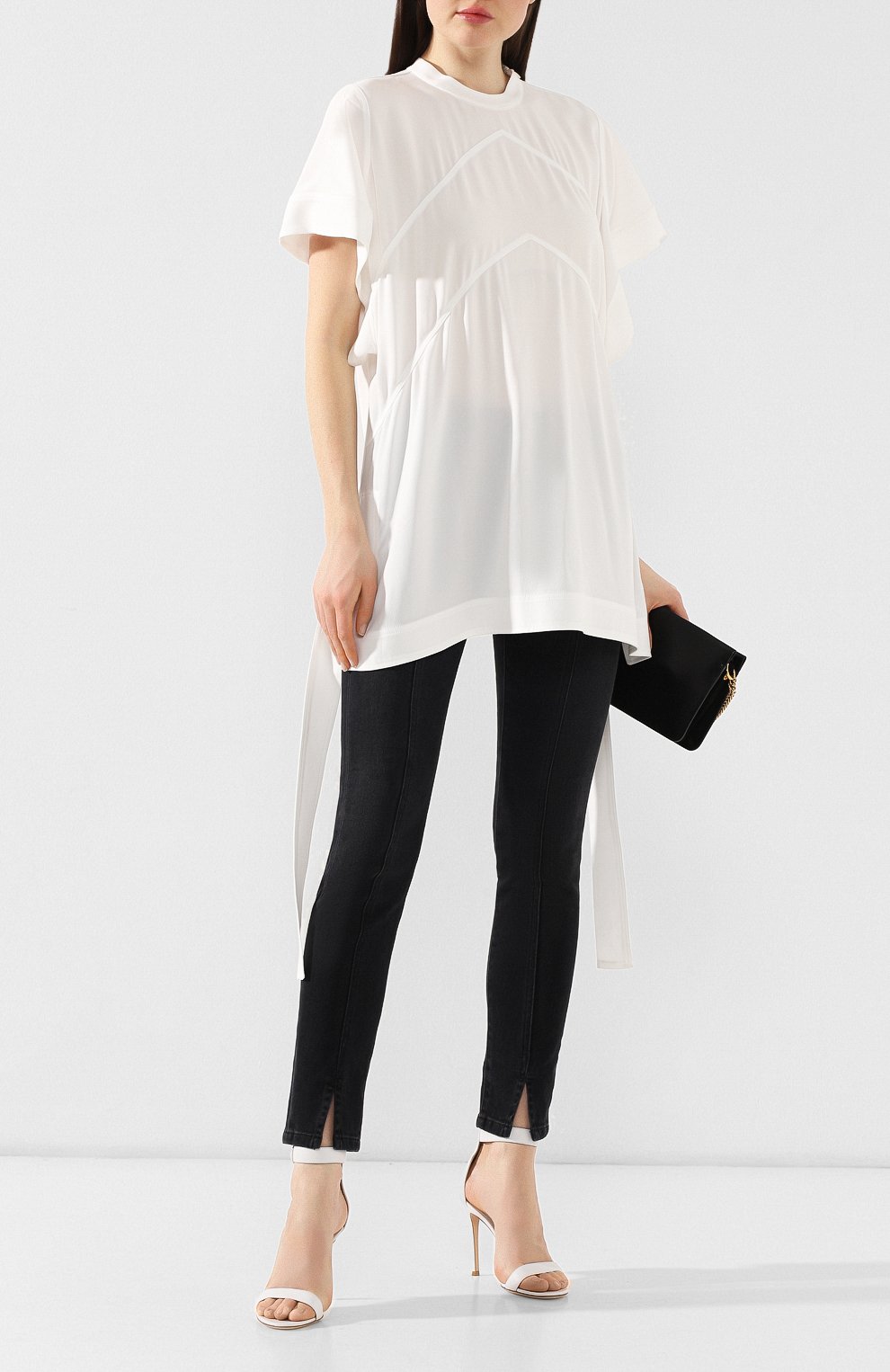 Блузка из вискозы GIVENCHY белого цвета по цене 92950 руб., арт. BW60HA120H, фото 2 Блузка из вискозы GIVENCHY, арт. BW60HA120H, фото 2