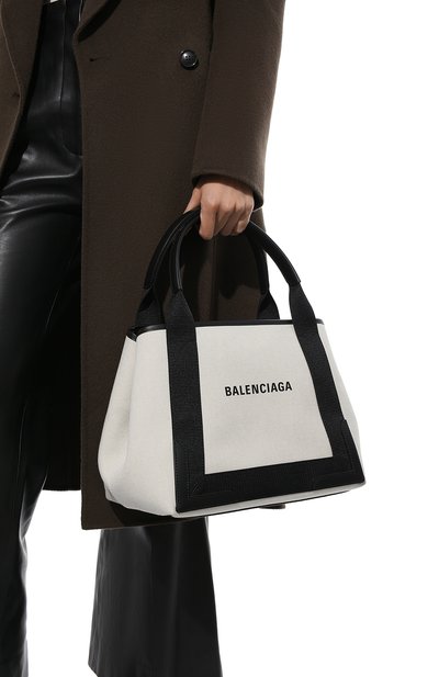 Сумка navy cabas s BALENCIAGA кремового цвета по цене 134500 руб., арт. 339933/2HH3N, фото 2 Сумка navy cabas s BALENCIAGA, арт. 339933/2HH3N, фото 2