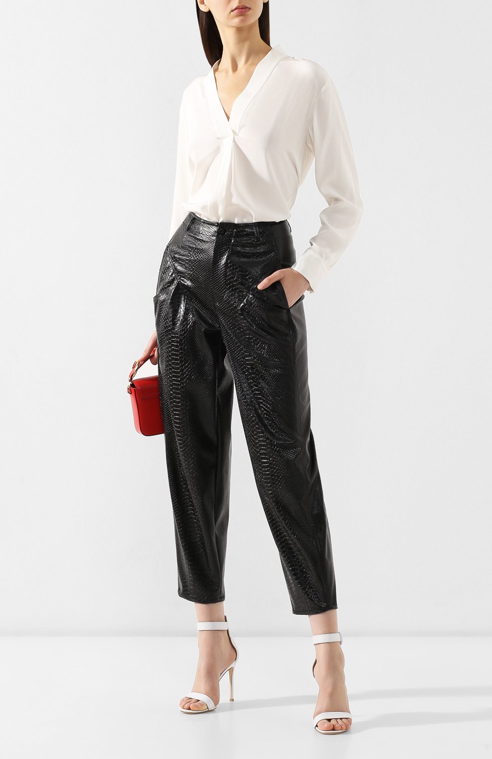 Укороченные брюки PHILOSOPHY DI LORENZO SERAFINI черного цвета по цене 48750 руб., арт. V0333/2189, фото 2 Укороченные брюки PHILOSOPHY DI LORENZO SERAFINI, арт. V0333/2189, фото 2