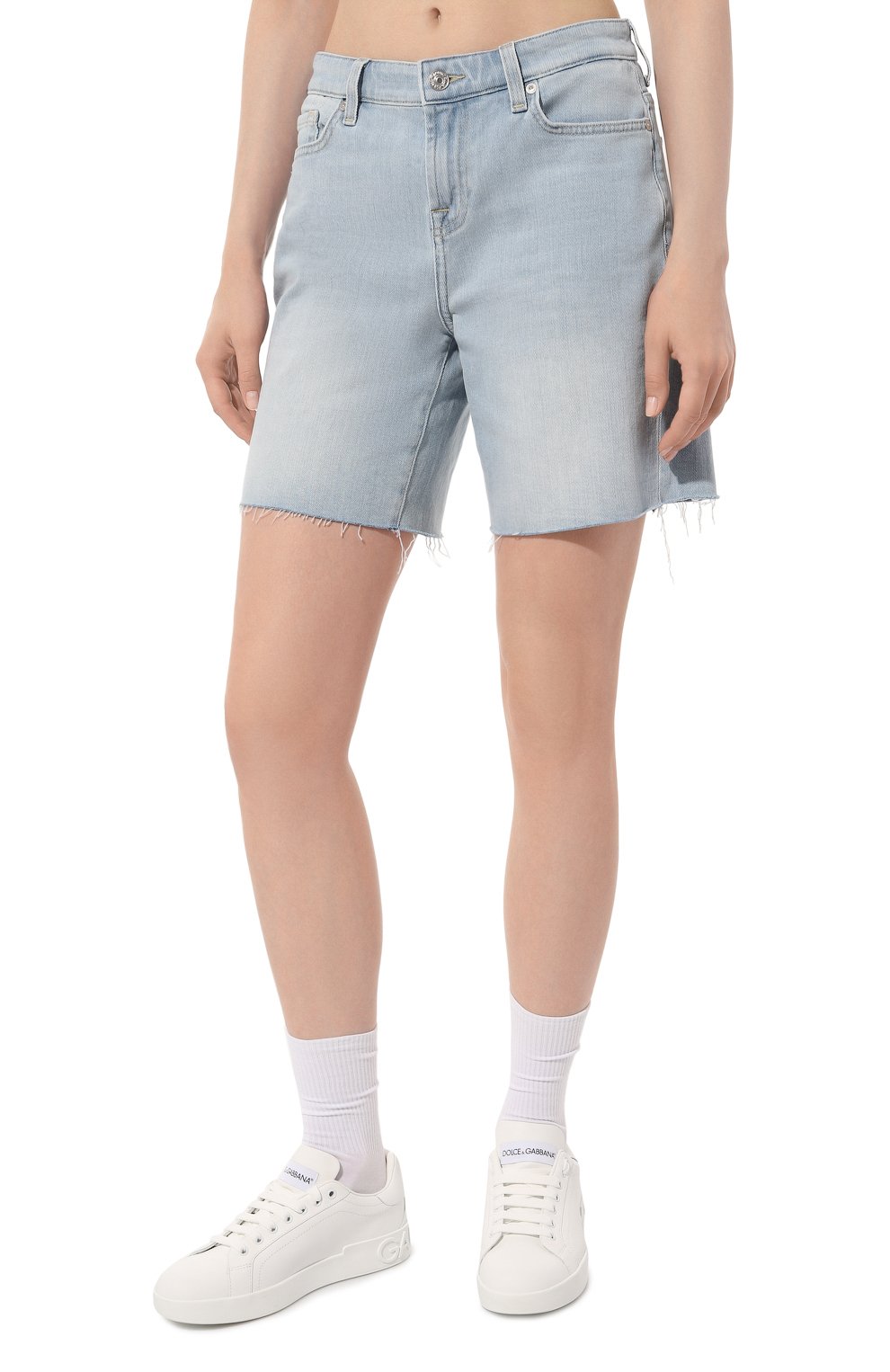 Джинсовые шорты 7 FOR ALL MANKIND голубого цвета по цене 15950 руб., арт. JSWUA500S0, фото 3 Джинсовые шорты 7 FOR ALL MANKIND, арт. JSWUA500S0, фото 3