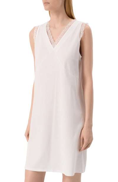 Хлопковая сорочка FERAUD белого цвета по цене 23590 руб., арт. 3251050, фото 3 Хлопковая сорочка FERAUD, арт. 3251050, фото 3