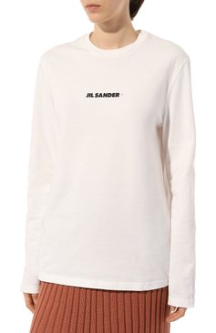 Женская хлопковый лонгслив JIL SANDER белого цвета, арт. J40GC0117/J20103 | Фото 3 (Рукава: Длинные; Принт: Без принта; Длина (для топов): Стандартные; Материал сплава: Проставлено; Материал внешний: Хлопок; Драгоценные камни: Проставлено; Стили: Минимализм; Женское Кросс-КТ: Лонгслив-одежда)