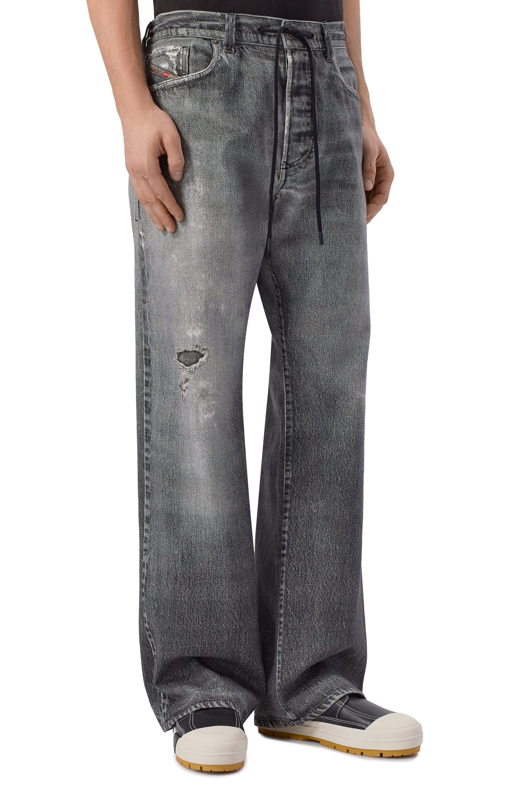 Джинсы 2080 d-reel DIESEL серого цвета по цене 36450 руб., арт. A17867/068US, фото 3 Джинсы 2080 d-reel DIESEL, арт. A17867/068US, фото 3