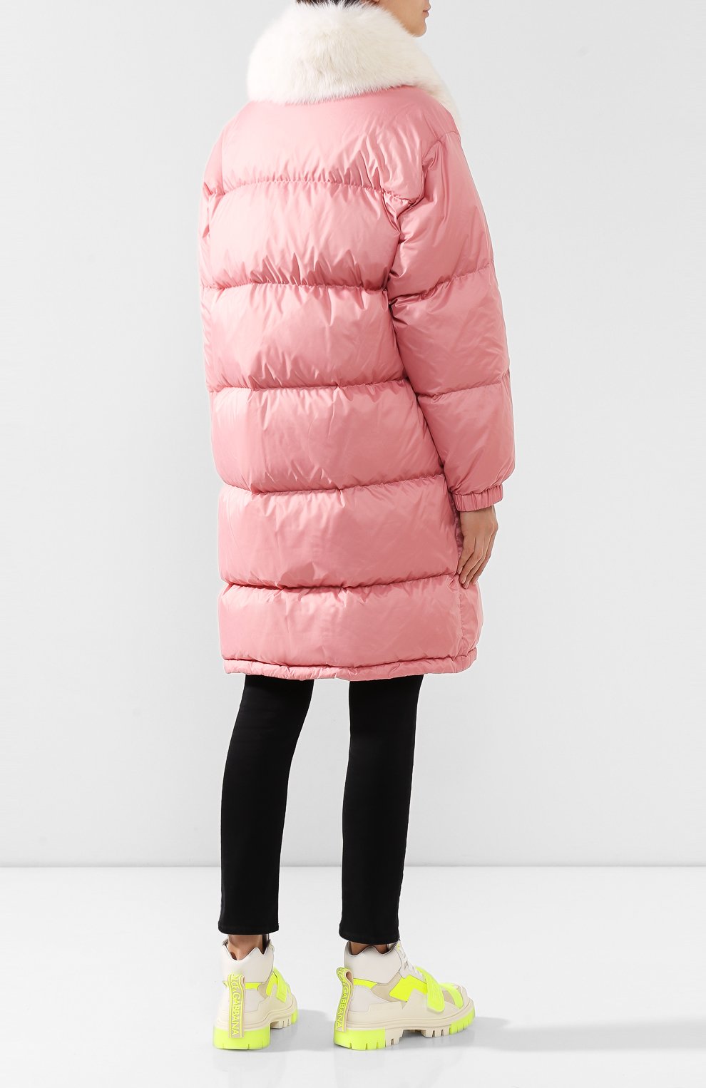 Пуховик YS ARMY PARIS розового цвета по цене 137000 руб., арт. 20WFM07310D01W, фото 4 Пуховик YS ARMY PARIS, арт. 20WFM07310D01W, фото 4