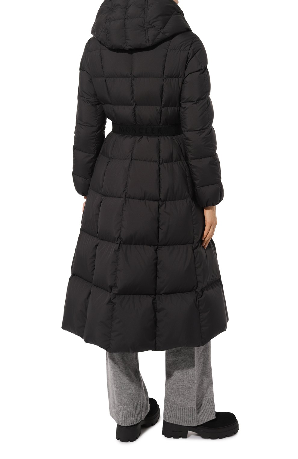 Пуховик faucon MONCLER черного цвета по цене 316000 руб., арт. 1C000.19/54A81, фото 4 Пуховик faucon MONCLER, арт. 1C000.19/54A81, фото 4