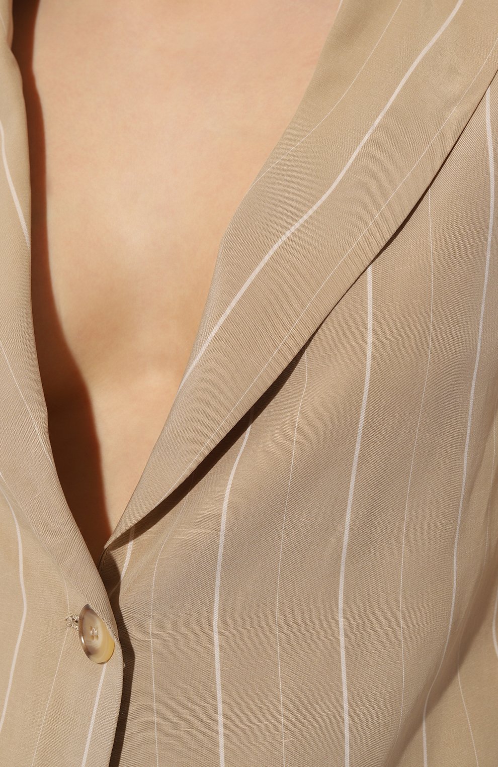 Жакет LIU JO бежевого цвета по цене 29950 руб., арт. WA3002 T4818, фото 5 Жакет LIU JO, арт. WA3002 T4818, фото 5