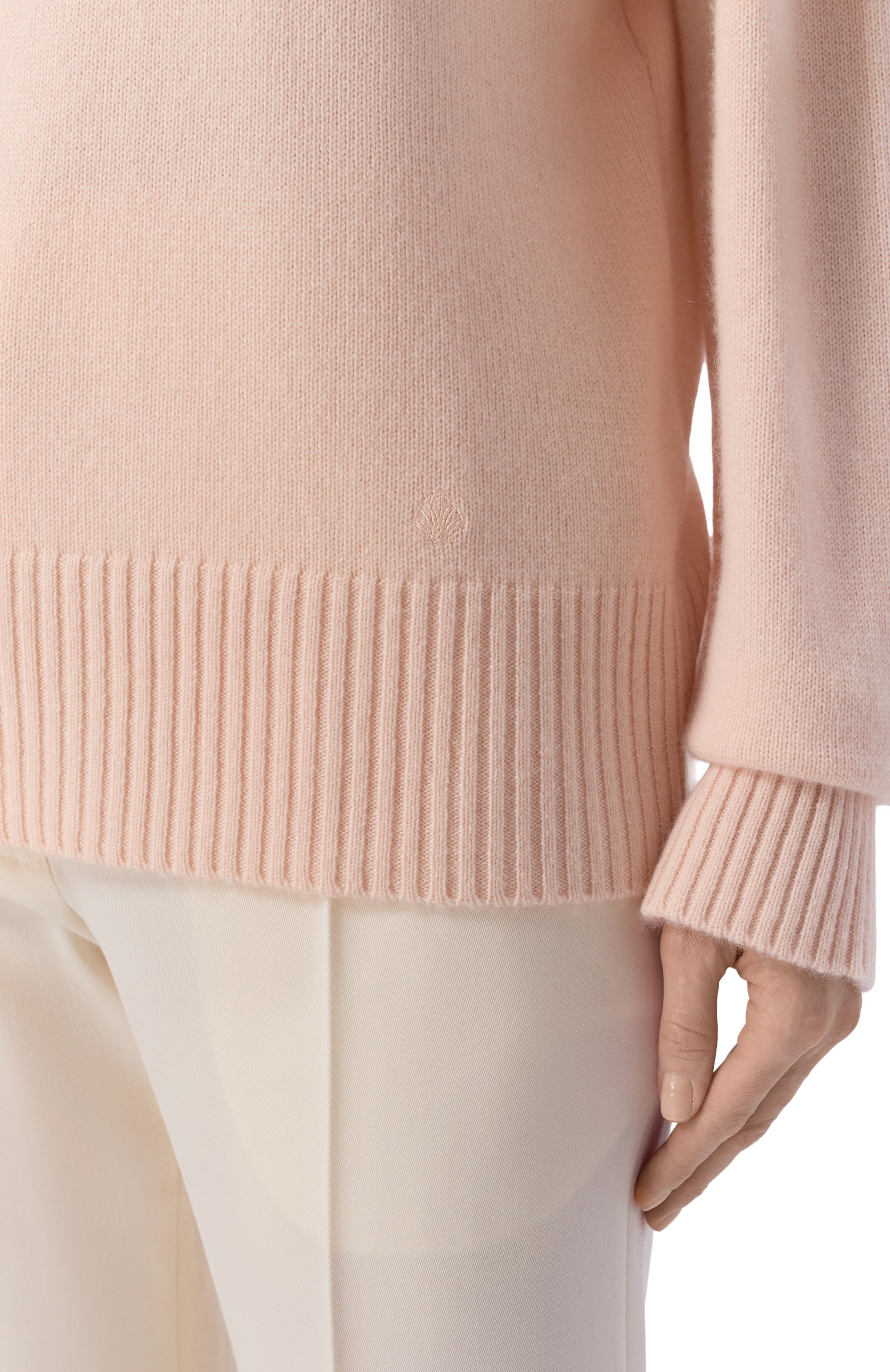 Кашемировый свитер LOULOU DE SAISON светло-розового цвета по цене 43450 руб., арт. BALTRA LDS, фото 5 Кашемировый свитер LOULOU DE SAISON, арт. BALTRA LDS, фото 5