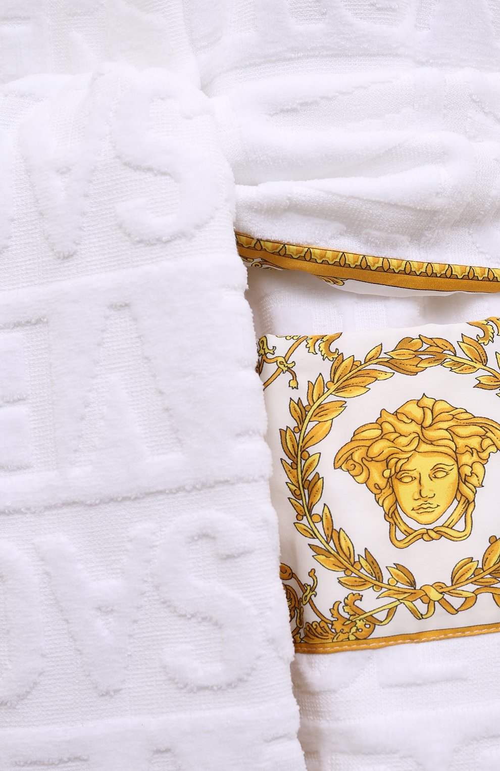 Хлопковый халат VERSACE белого цвета по цене 74950 руб., арт. ZACJ00019/ZC0SP052, фото 5 Хлопковый халат VERSACE, арт. ZACJ00019/ZC0SP052, фото 5