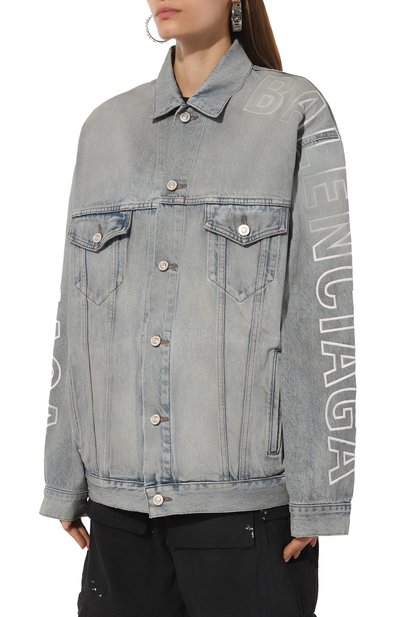 Джинсовая куртка BALENCIAGA голубого цвета по цене 370500 руб., арт. 767949/TDW14, фото 3 Джинсовая куртка BALENCIAGA, арт. 767949/TDW14, фото 3