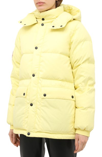 Пуховик fanat ARCTIC EXPLORER желтого цвета по цене 49900 руб., арт. FANAT_LEMON_W, фото 3 Пуховик fanat ARCTIC EXPLORER, арт. FANAT_LEMON_W, фото 3