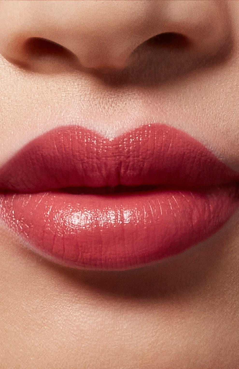 Губная помада rosso valentino satin (рефил), 400r (3.5g) VALENTINO, арт. 3614273232159, фото 2