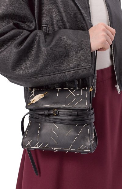 Сумка tie me small MOSCHINO черного цвета по цене 165000 руб., арт. MC4201PP0N/0A3, фото 2 Сумка tie me small MOSCHINO, арт. MC4201PP0N/0A3, фото 2