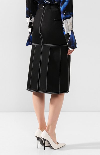 Джинсовая юбка ALEXANDER MCQUEEN черного цвета по цене 107000 руб., арт. 610625/QMAAM, фото 4 Джинсовая юбка ALEXANDER MCQUEEN, арт. 610625/QMAAM, фото 4