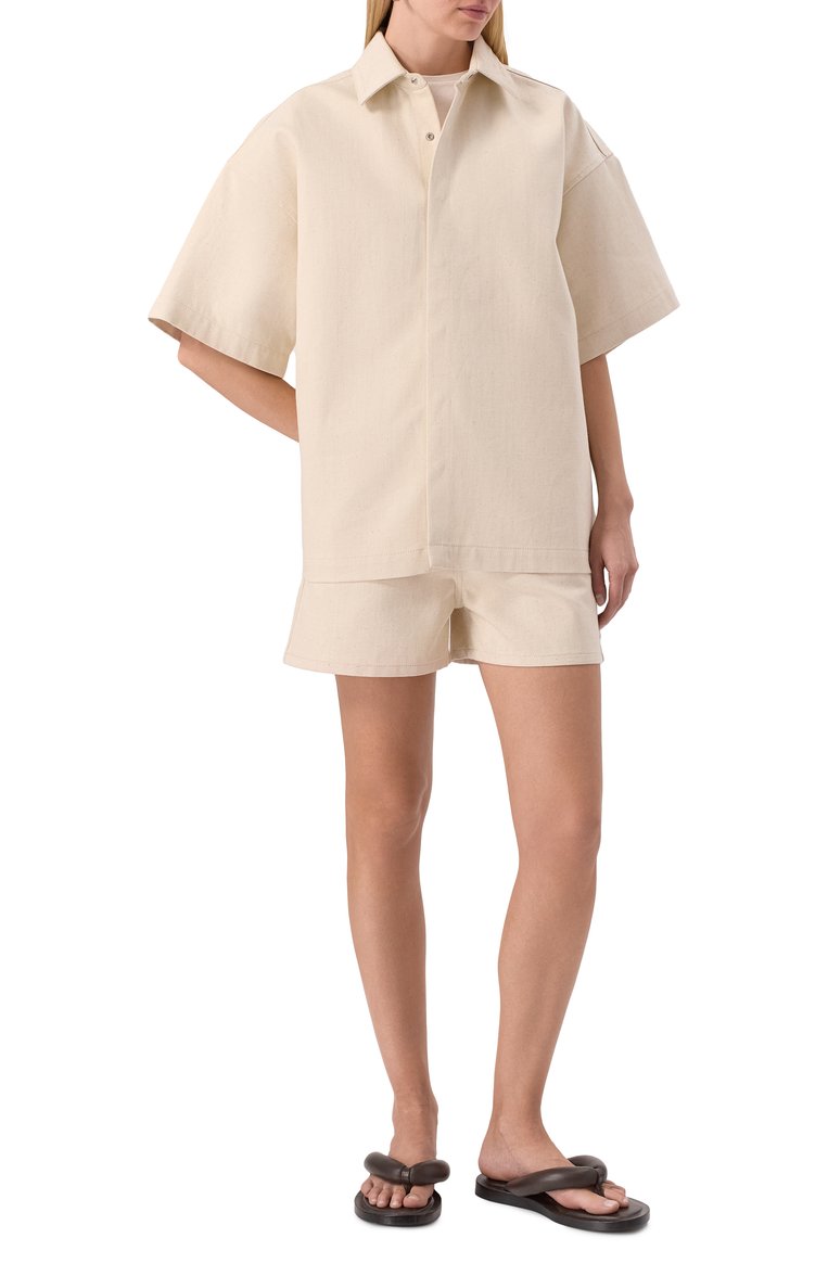 Женская джинсовая рубашка JIL SANDER бежевого цвета, арт. J40DL0166/J45285 | Фото 2 (Рукава: 3/4; Автоматизация состава: Проставлено; Автоматизация ТО: Проставлено; Материал внешний: Хлопок, Деним; Длина (для топов): Удлиненные; Женское Кросс-КТ: Рубашка-одежда; Принт: Без принта; Кросс-КТ: Деним, костюм; Стили: Минимализм)
