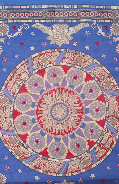 Шелковый платок ампир GOURJI синего цвета по цене 18980 руб., арт. T27AMP7RVI, фото 4 Шелковый платок ампир GOURJI, арт. T27AMP7RVI, фото 4