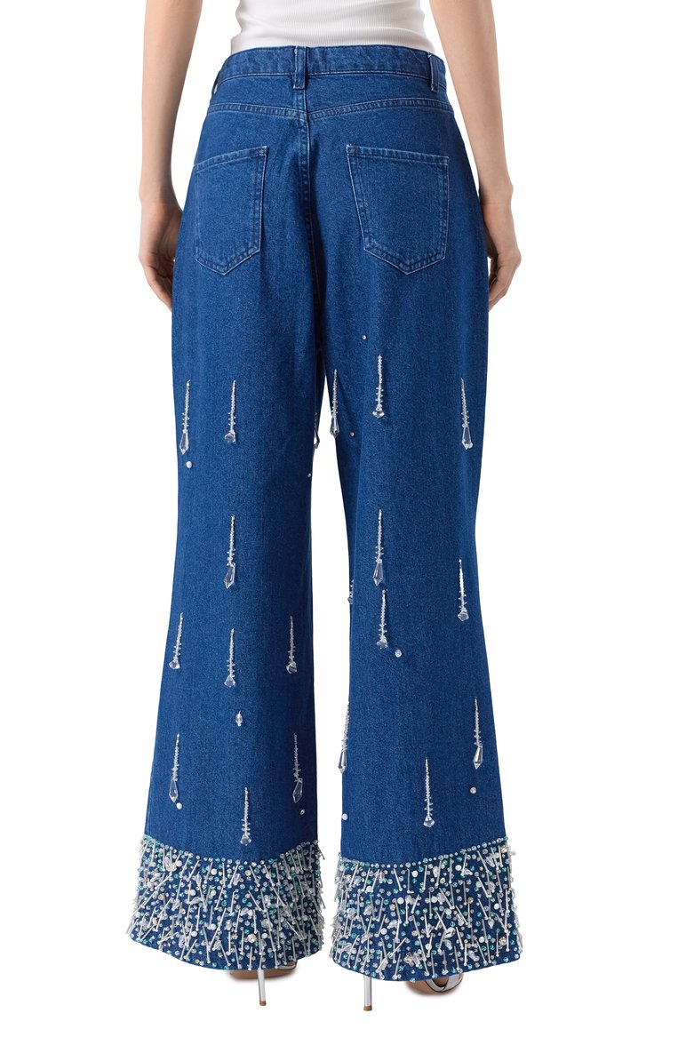 Женские джинсы IN THE MOOD FOR LOVE синего цвета, арт. FW2200400006 | Фото 4 (Материал сплава: Проставлено; Длина (брюки, джинсы): Стандартные; Драгоценные камни: Проставлено; Силуэт Ж (брюки и джинсы): Широкие; Кросс-КТ: Деним; Детали: Декор; Материал внешний: Деним, Хлопок; Стили: Гламурный)