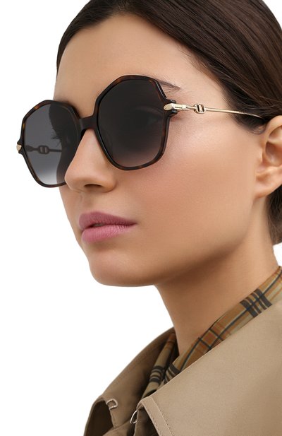 Солнцезащитные очки DIOR EYEWEAR черного цвета по цене 29950 руб., арт. DI0RLINK2 086, фото 2 Солнцезащитные очки DIOR EYEWEAR, арт. DI0RLINK2 086, фото 2