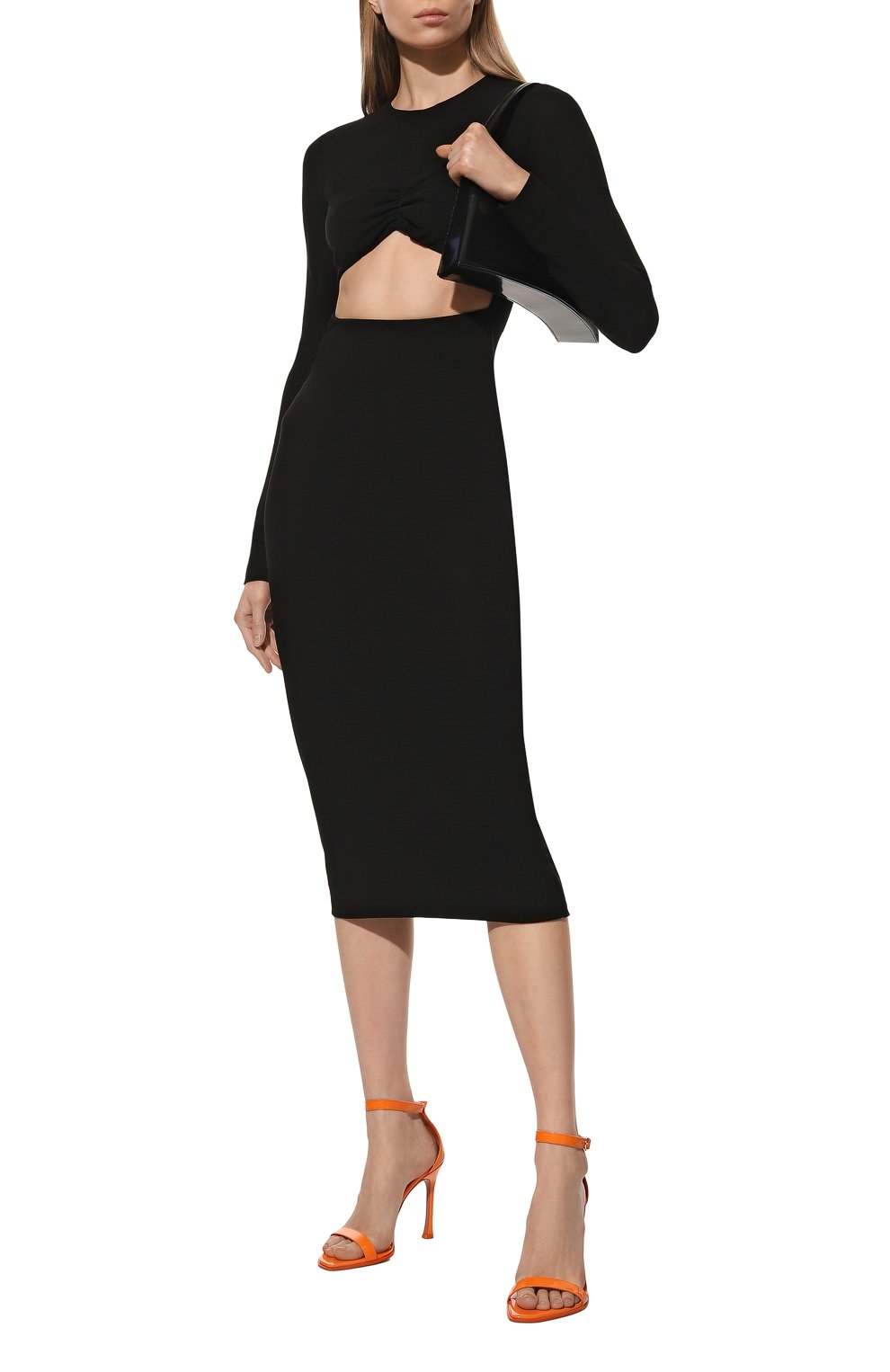 Кожаные босоножки kim AMINA MUADDI оранжевого цвета по цене 81900 руб., арт. KIM SANDAL/PATENT/0RANGE+SILVER BUCKLE, фото 2 Кожаные босоножки kim AMINA MUADDI, арт. KIM SANDAL/PATENT/0RANGE+SILVER BUCKLE, фото 2