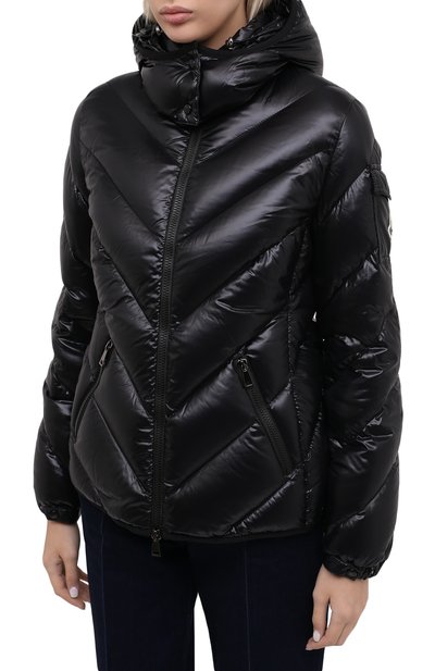 Пуховик MONCLER черного цвета по цене 144500 руб., арт. F2-093-1B512-00-C0064, фото 4 Пуховик MONCLER, арт. F2-093-1B512-00-C0064, фото 4