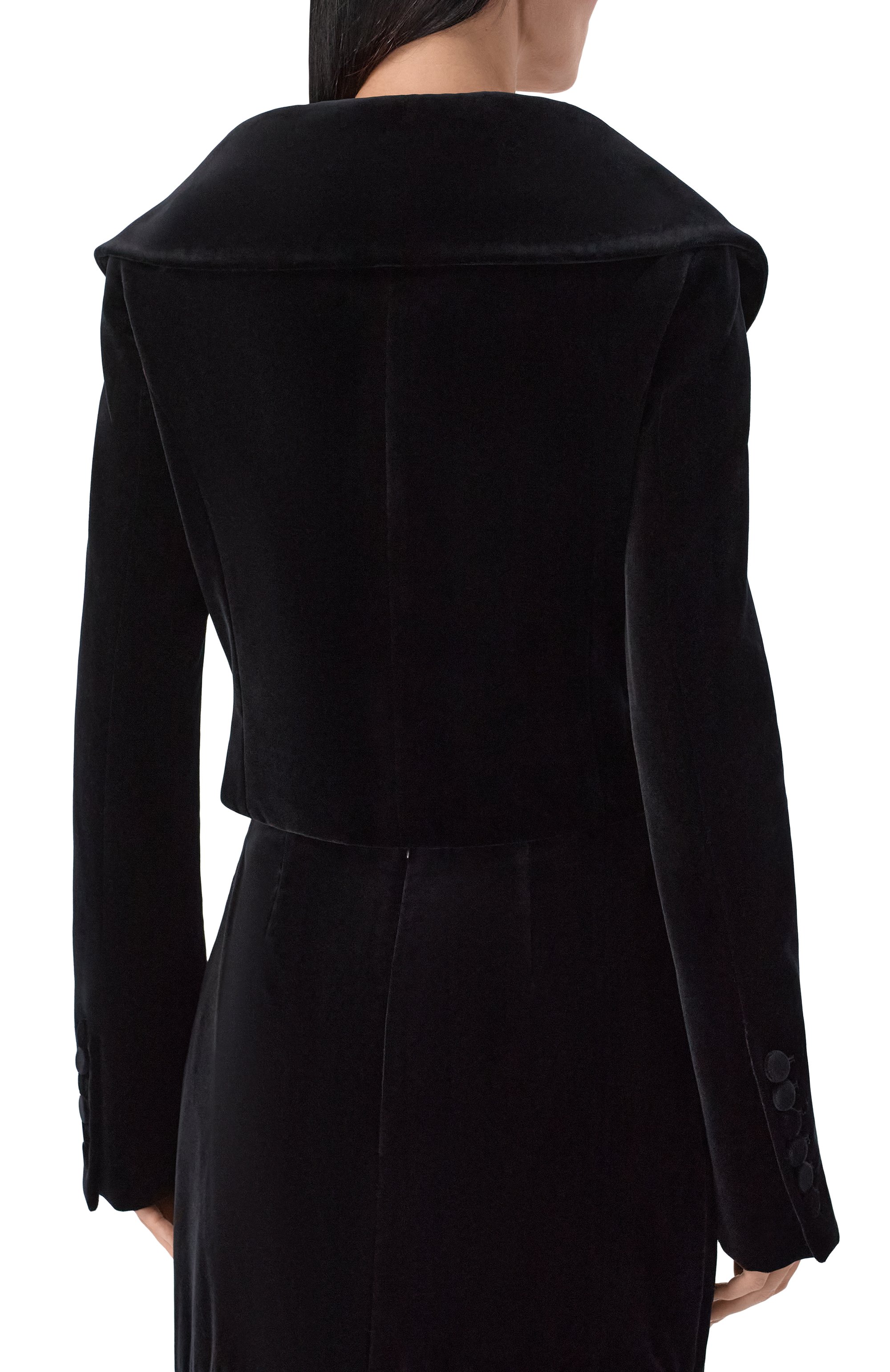 Бархатный жакет NINA RICCI черного цвета по цене 214500 руб., арт. 25ACVE007/C01100, фото 4 Бархатный жакет NINA RICCI, арт. 25ACVE007/C01100, фото 4