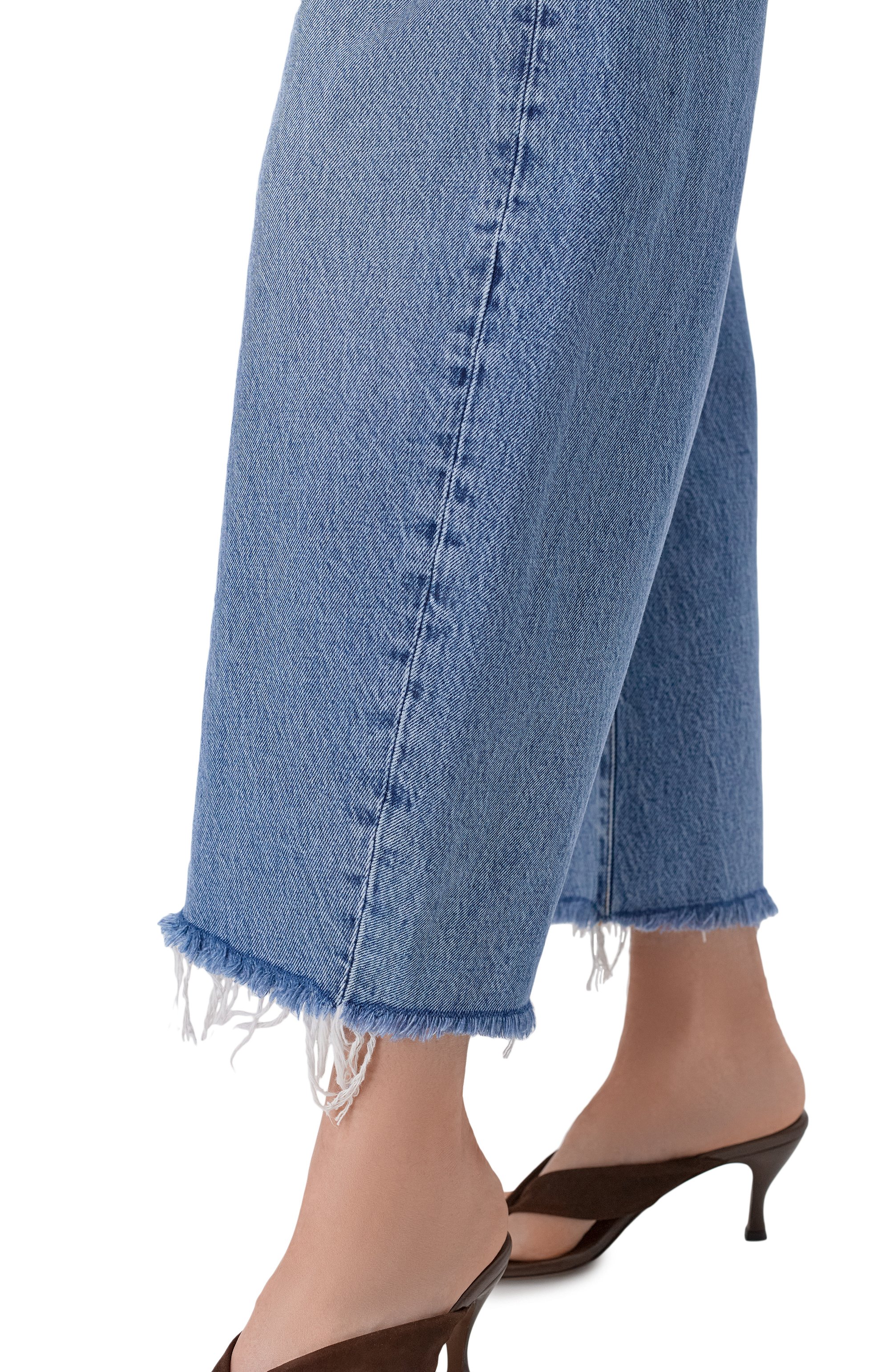 Джинсы the bubble crop FRAME DENIM голубого цвета по цене 47500 руб., арт. 2027RF210, фото 5 Джинсы the bubble crop FRAME DENIM, арт. 2027RF210, фото 5