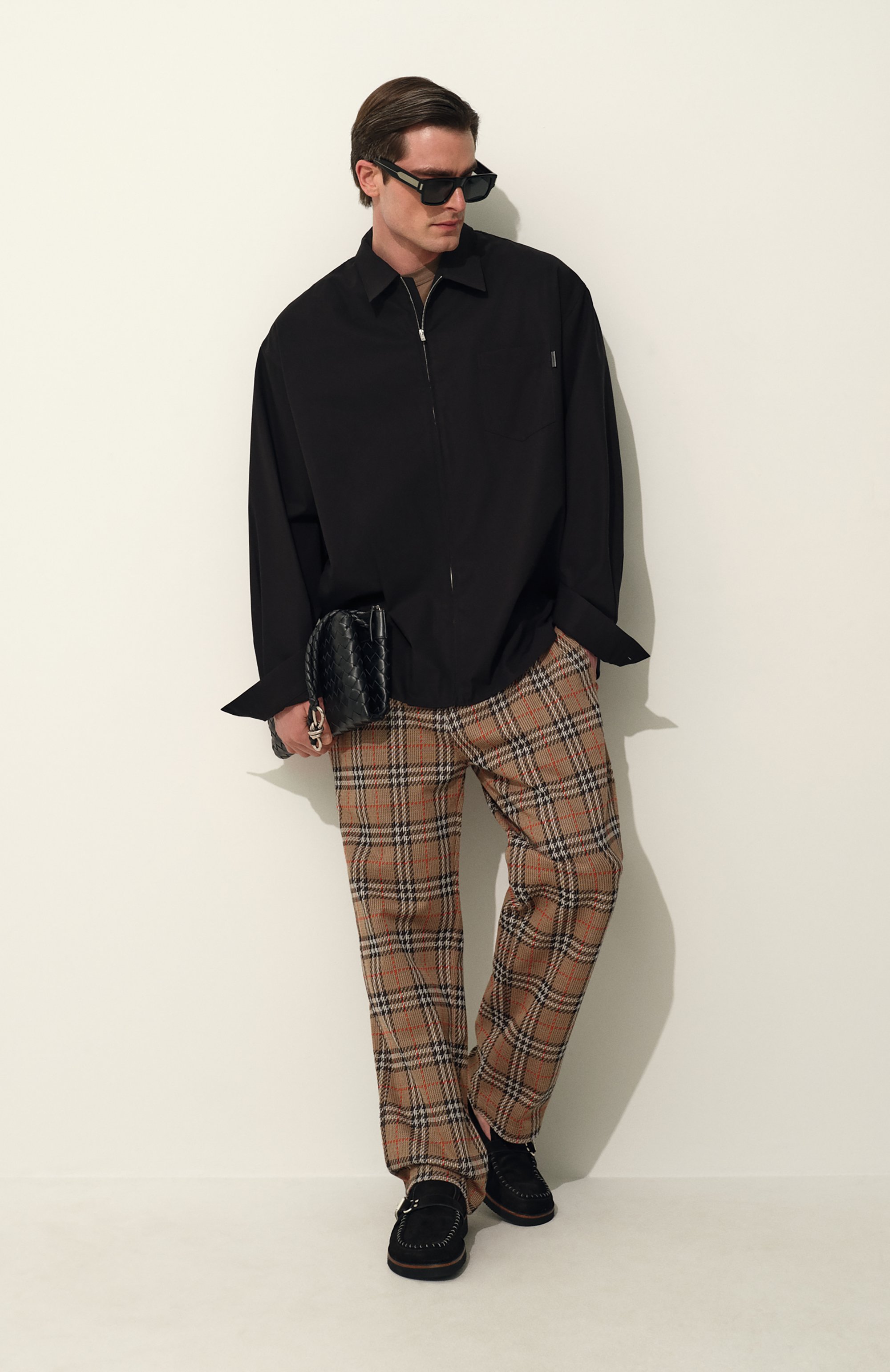 Хлопковые брюки BURBERRY бежевого цвета по цене 116500 руб., арт. 8102887, фото 7 Хлопковые брюки BURBERRY, арт. 8102887, фото 7