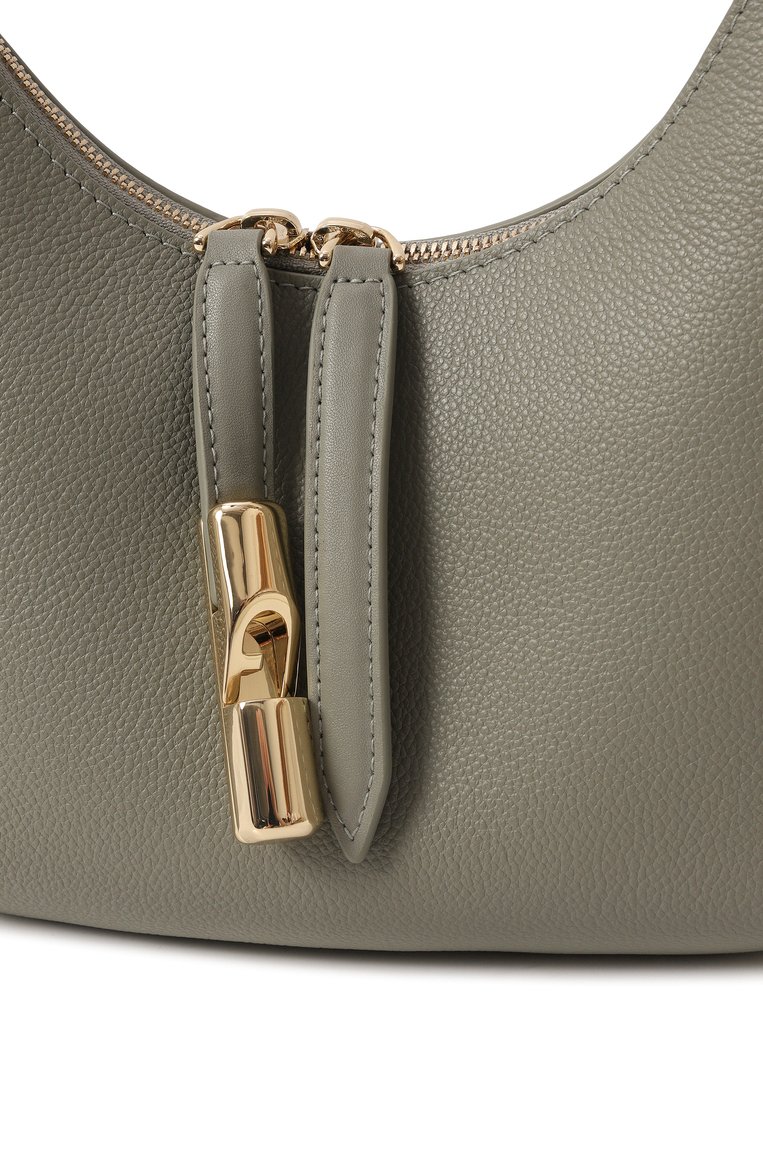 Женская сумка furla goccia small FURLA хаки цвета, арт. WB01500/BX3353 | Фото 3 (Материал: Натуральная кожа; Ремень/цепочка: На ремешке; Размер: small; Материал сплава: Проставлено; Драгоценные камни: Проставлено)