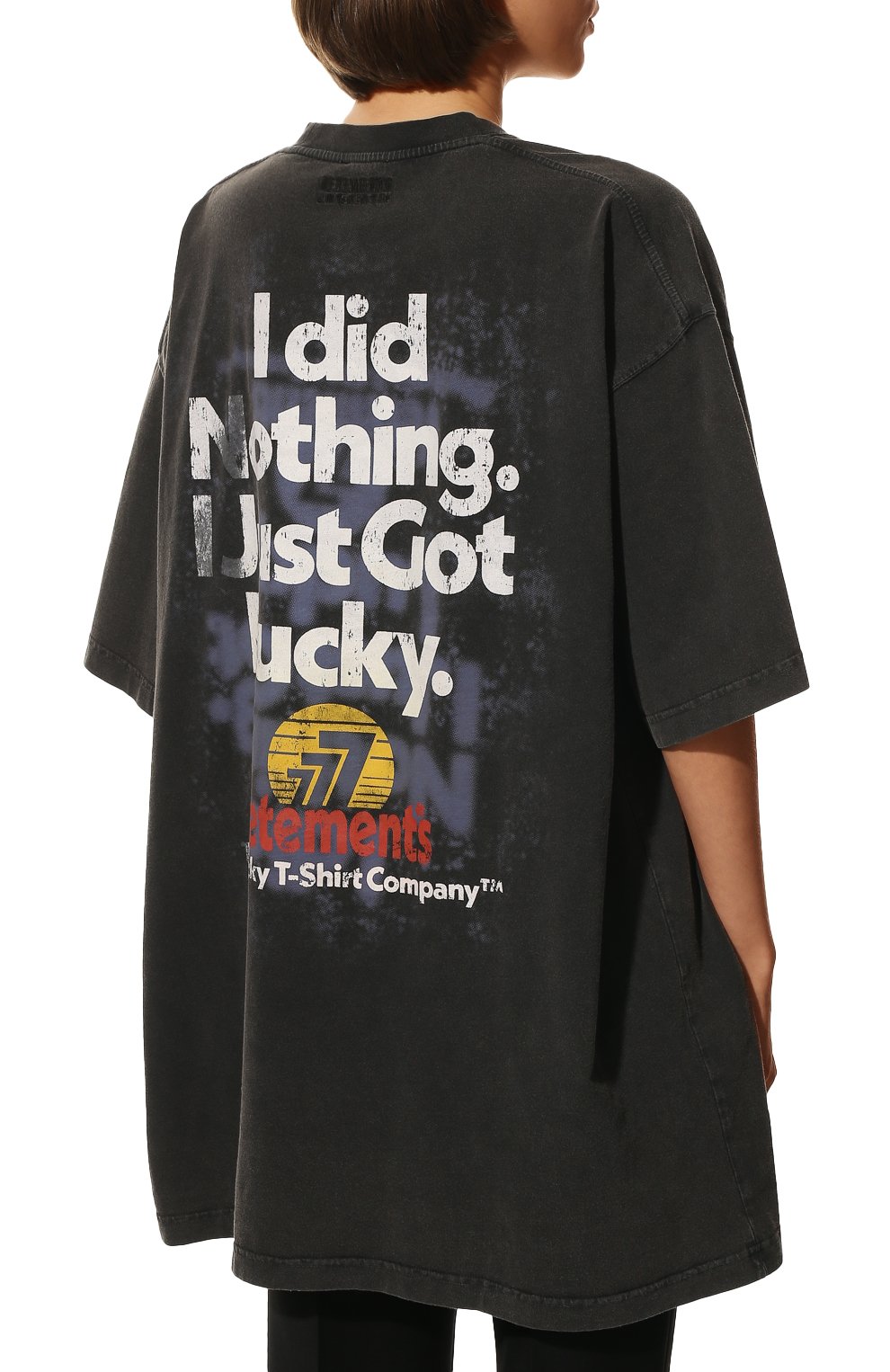 Хлопковая футболка VETEMENTS темно-серого цвета по цене 52250 руб., арт. UA53TR595B 1602/W, фото 4 Хлопковая футболка VETEMENTS, арт. UA53TR595B 1602/W, фото 4