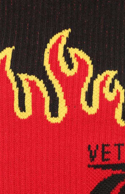 Носки VETEMENTS разноцветного цвета по цене 11450 руб., арт. SS20H0004 1023/W, фото 2 Носки VETEMENTS, арт. SS20H0004 1023/W, фото 2