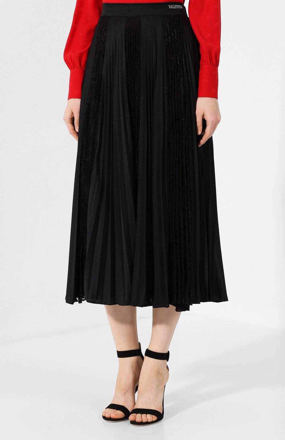 Плиссированная юбка VALENTINO черного цвета по цене 193000 руб., арт. SB3MD00X4TG, фото 3 Плиссированная юбка VALENTINO, арт. SB3MD00X4TG, фото 3