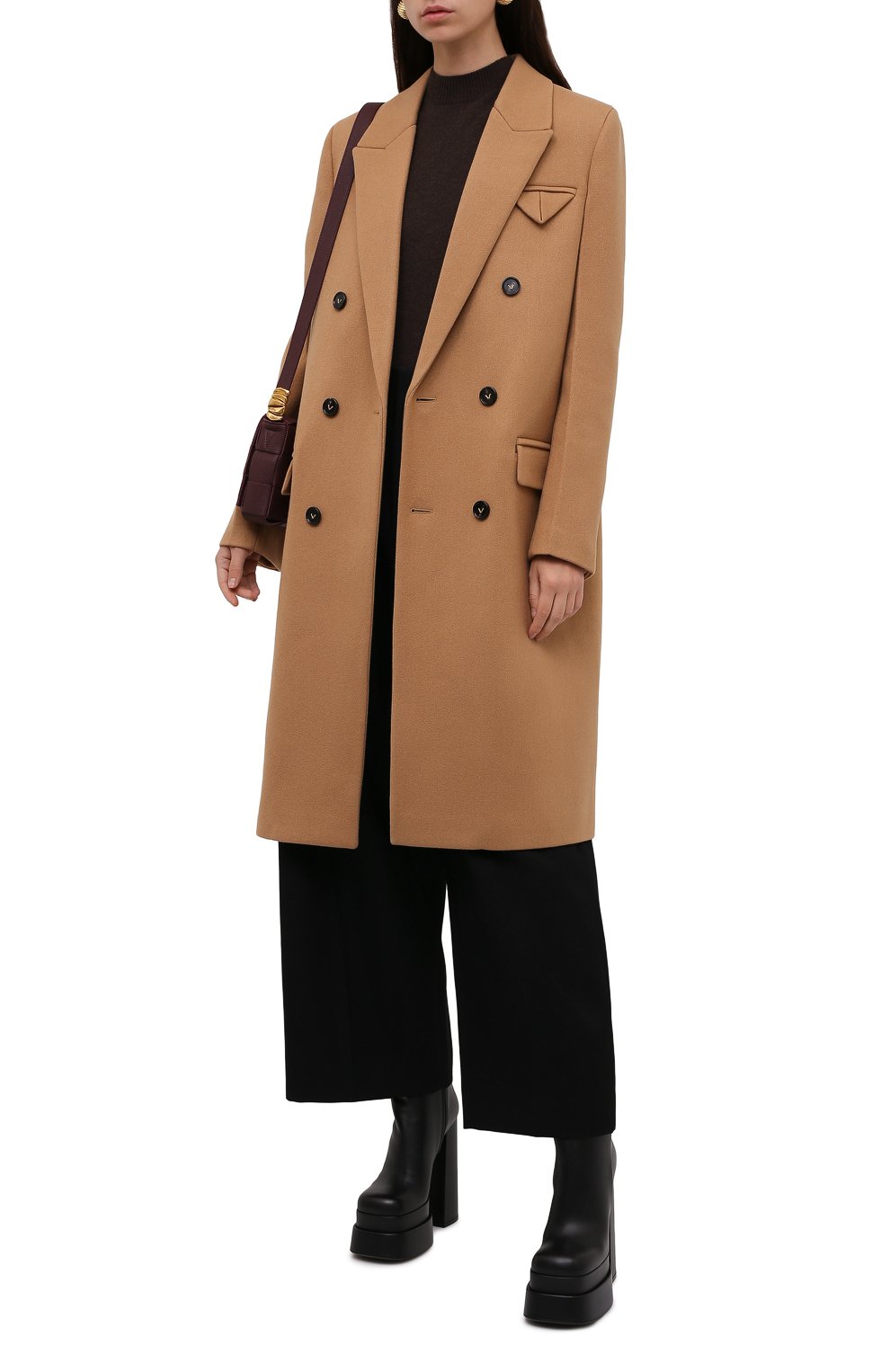 Кожаные ботильоны VERSACE черного цвета по цене 144500 руб., арт. 1001783/DVT2P, фото 2 Кожаные ботильоны VERSACE, арт. 1001783/DVT2P, фото 2