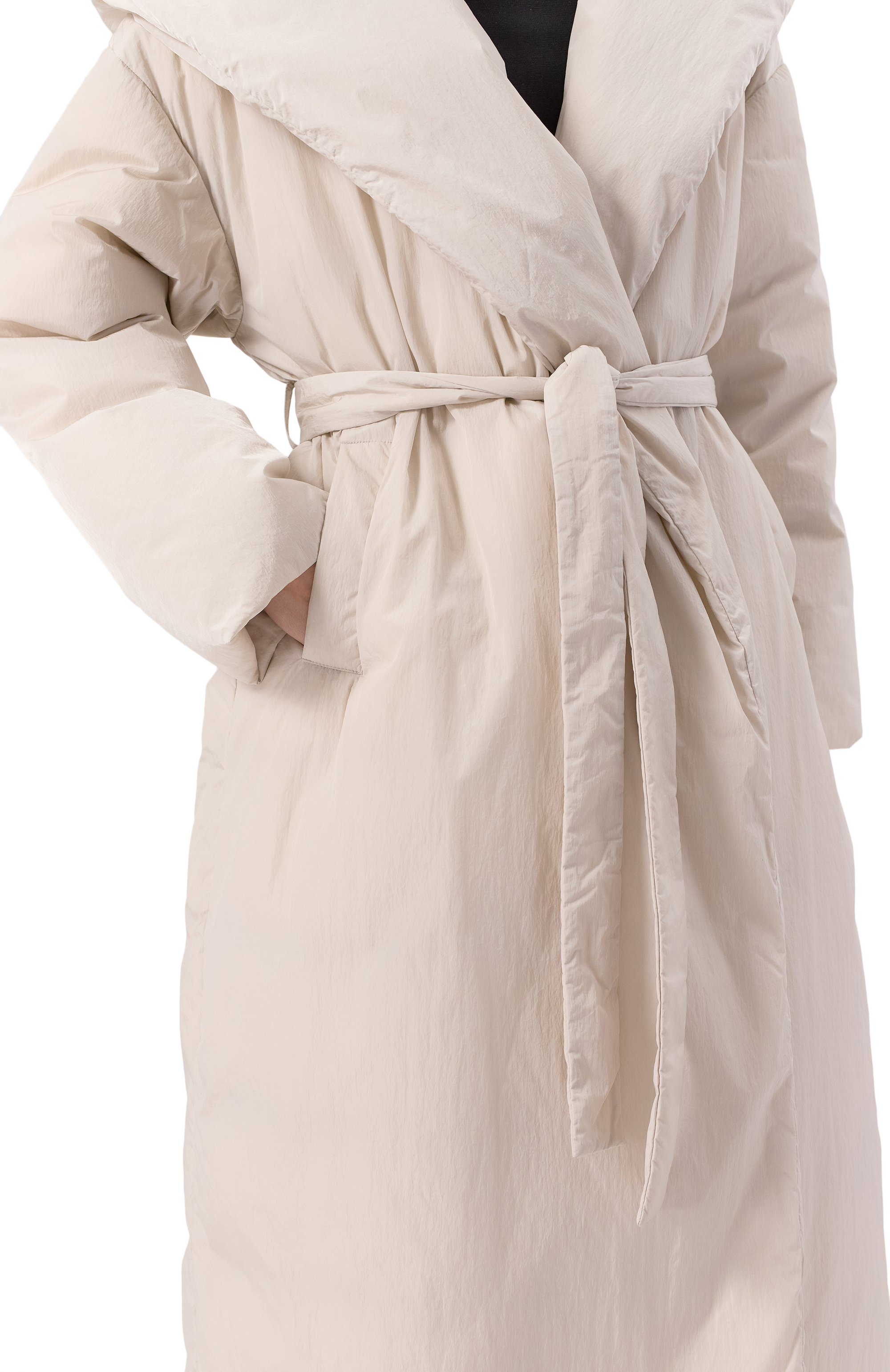 Пуховик JACOB LEE молочного цвета по цене 219500 руб., арт. WDC0200AW24EC, фото 5 Пуховик JACOB LEE, арт. WDC0200AW24EC, фото 5