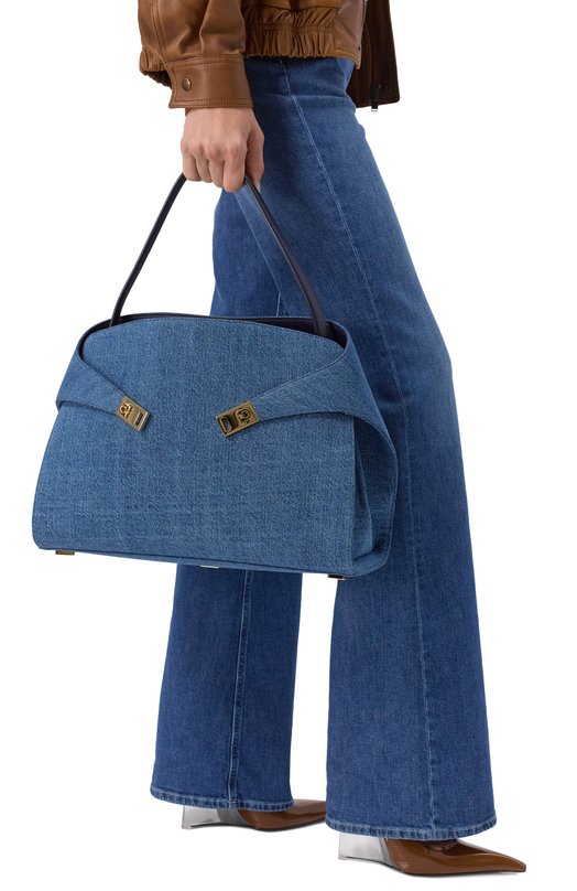 Сумка Hug Soft large Ferragamo 21A207/783822 Синий  21A207/783822 Фото 2