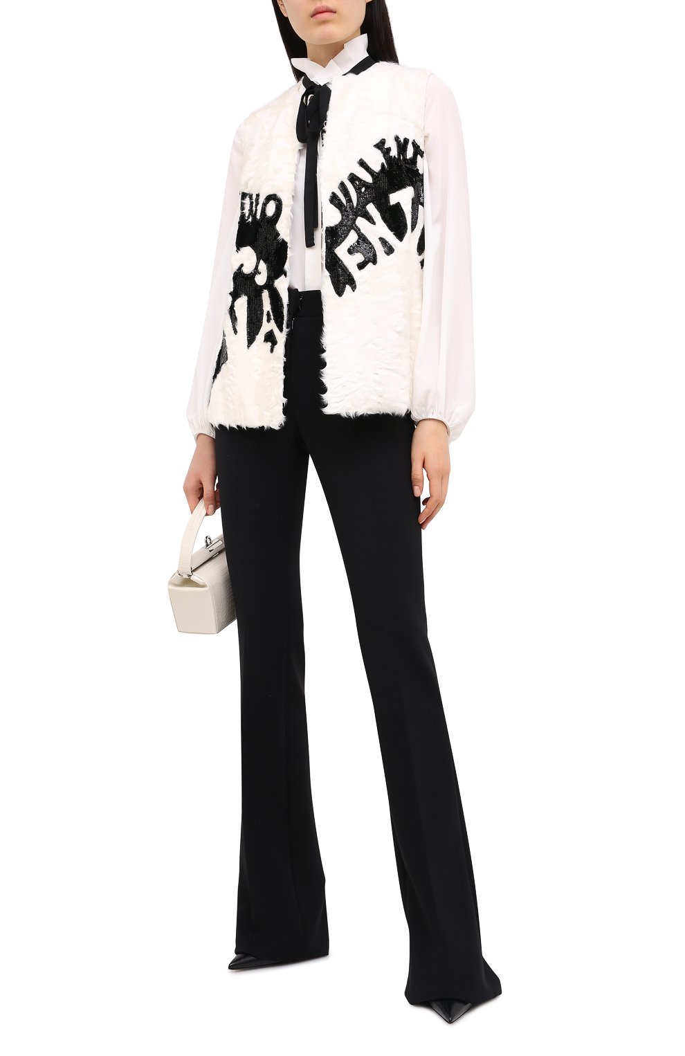 Меховой жилет VALENTINO черно-белого цвета по цене 1435000 руб., арт. QF2FC202CRF, фото 2 Меховой жилет VALENTINO, арт. QF2FC202CRF, фото 2