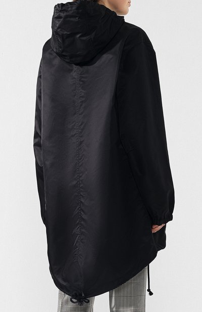Парка с капюшоном ACNE STUDIOS черного цвета по цене 45200 руб., арт. C90006/W, фото 4 Парка с капюшоном ACNE STUDIOS, арт. C90006/W, фото 4