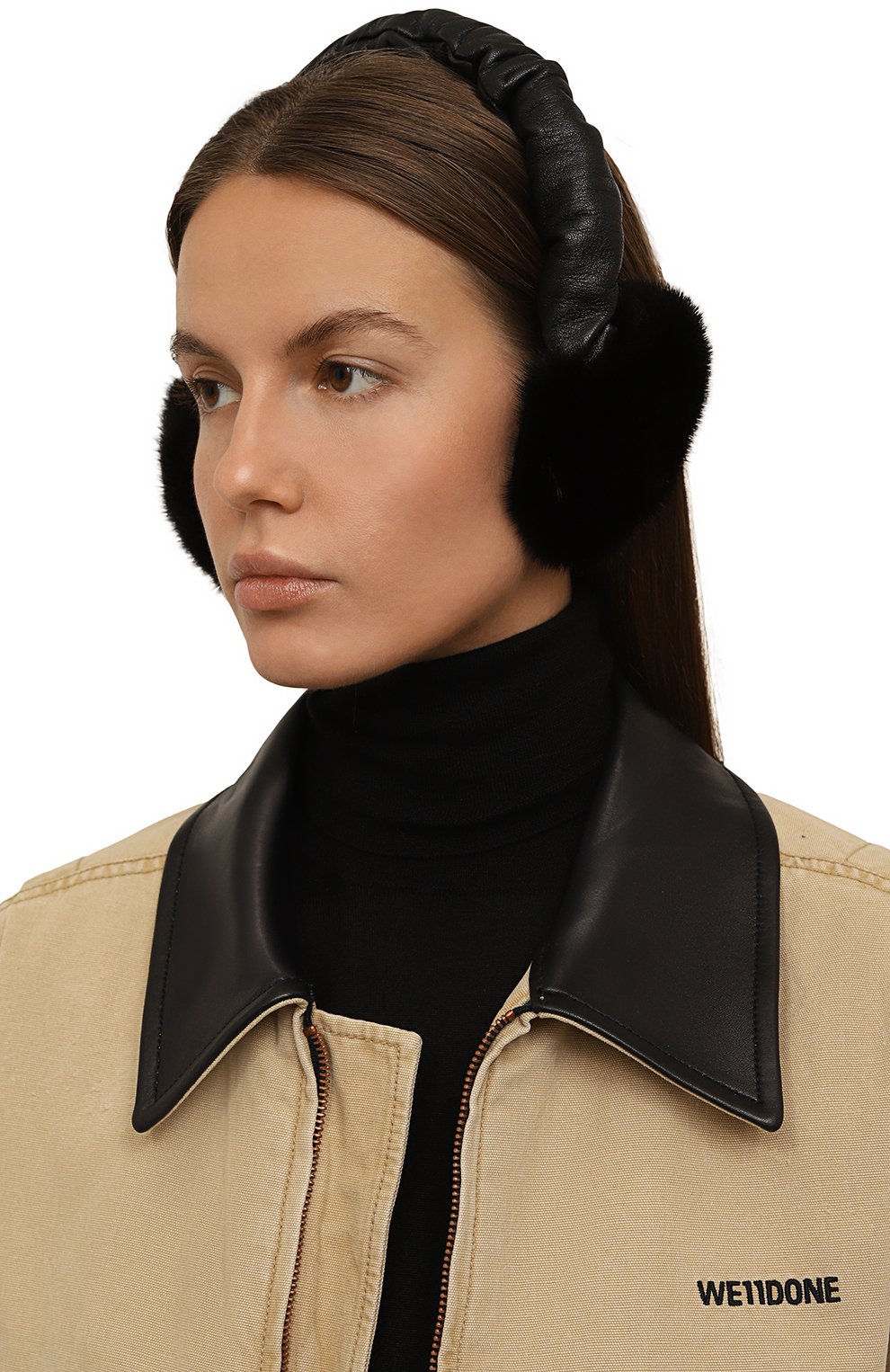 Наушники с отделкой из меха норки FURLAND черного цвета по цене 59000 руб., арт. 0022802110085300000, фото 2 Наушники с отделкой из меха норки FURLAND, арт. 0022802110085300000, фото 2