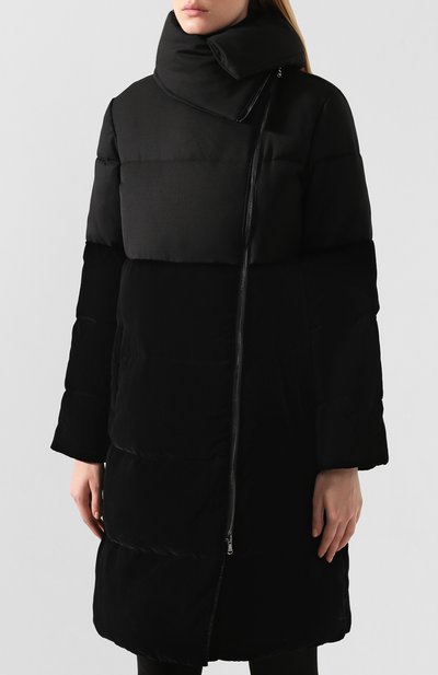 Пуховик EMPORIO ARMANI черного цвета по цене 73800 руб., арт. 6G2L72/2NUJZ, фото 3 Пуховик EMPORIO ARMANI, арт. 6G2L72/2NUJZ, фото 3