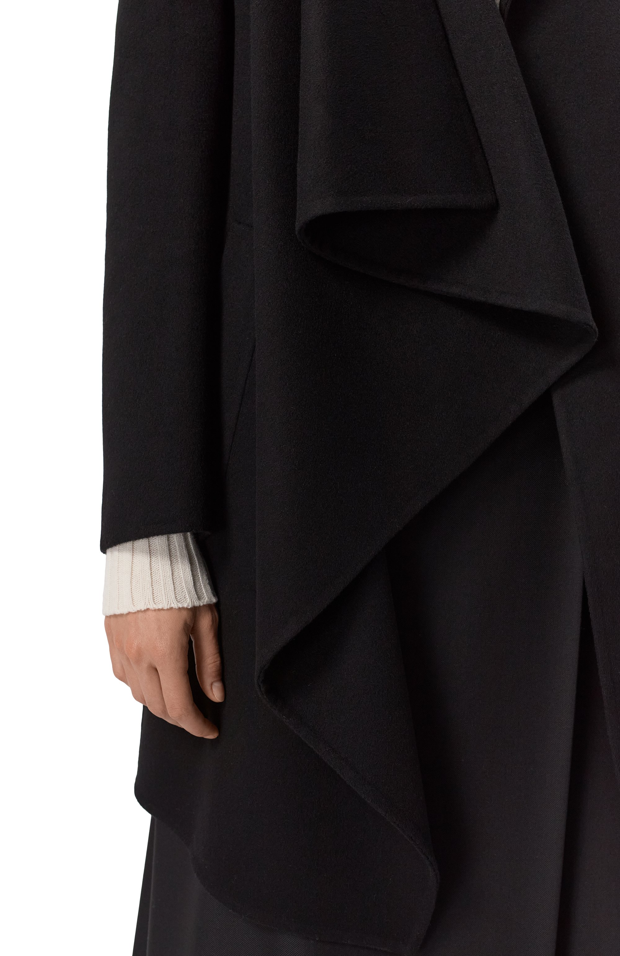 Кашемировое полупальто KITON черного цвета по цене 956500 руб., арт. D60611DK05I3805, фото 5 Кашемировое полупальто KITON, арт. D60611DK05I3805, фото 5