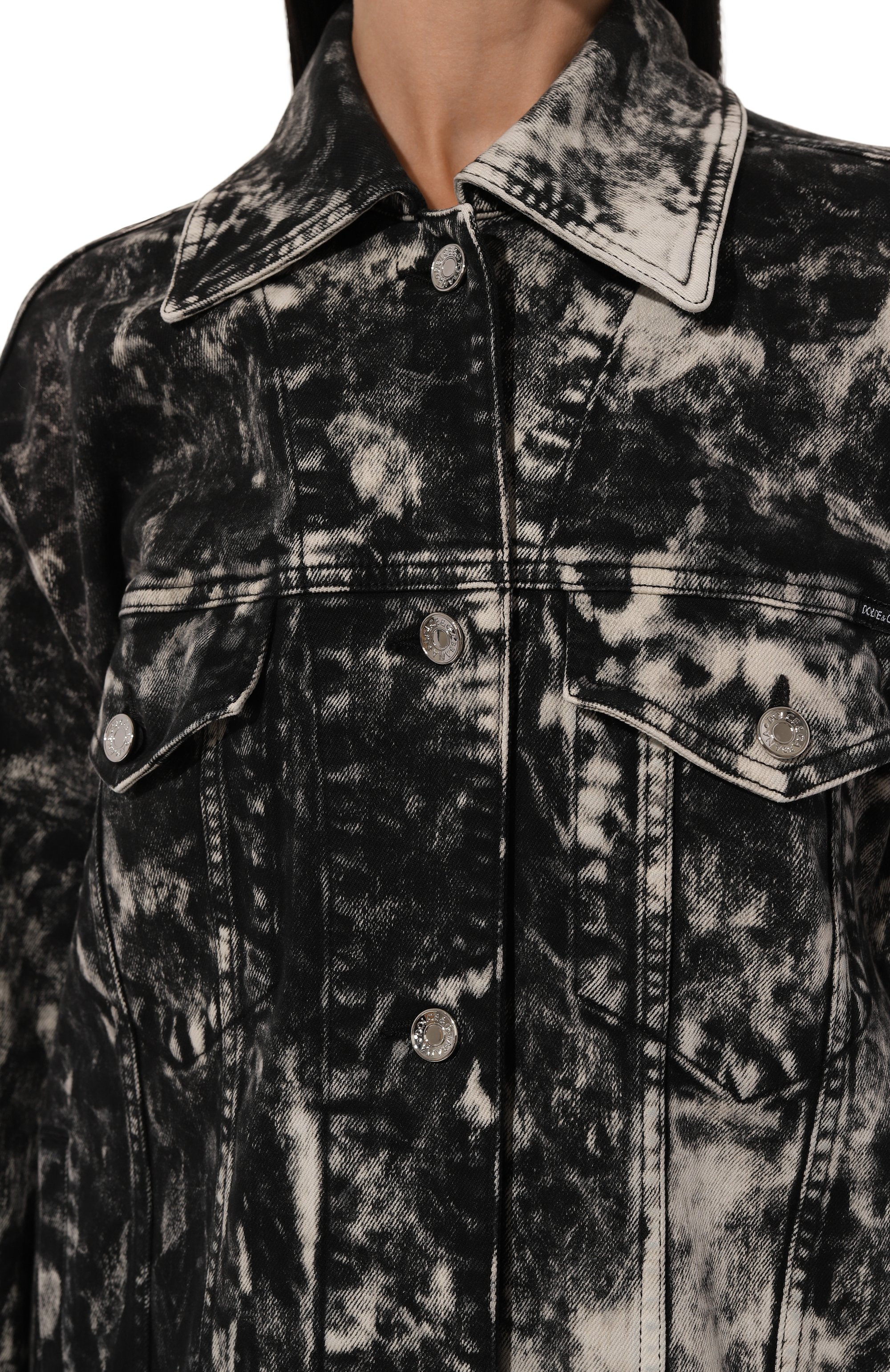 Джинсовая куртка DOLCE & GABBANA черно-белого цвета по цене 156000 руб., арт. F9M85D/G8GG3, фото 5 Джинсовая куртка DOLCE & GABBANA, арт. F9M85D/G8GG3, фото 5