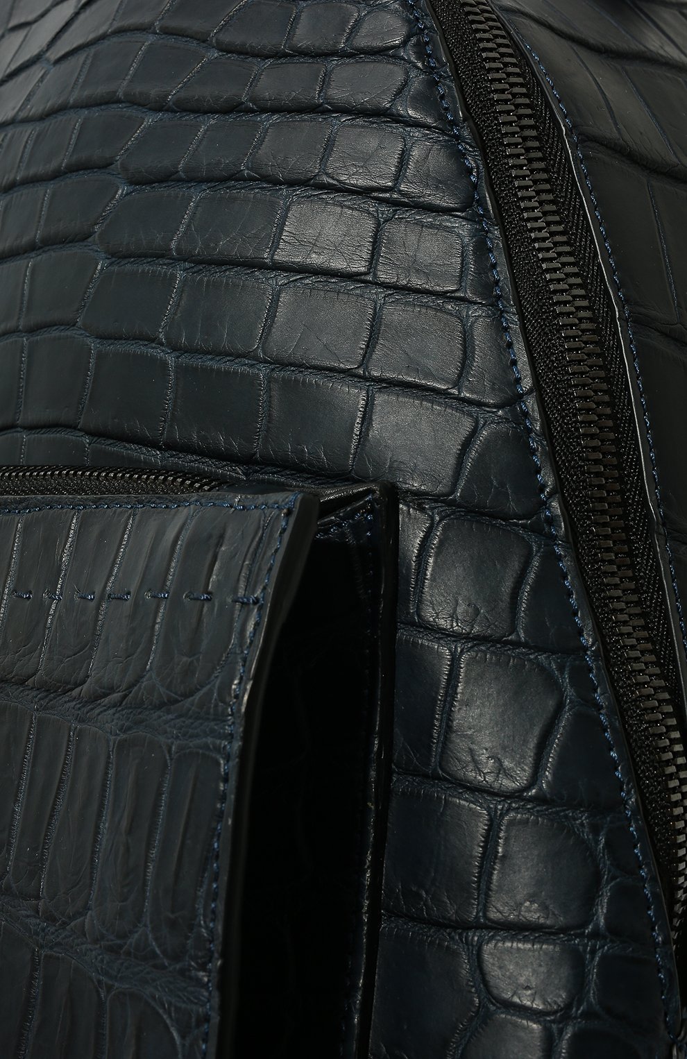 Рюкзак из кожи крокодила KITON темно-синего цвета по цене 2335000 руб., арт. UBC00KN00730/CP0R, фото 3 Рюкзак из кожи крокодила KITON, арт. UBC00KN00730/CP0R, фото 3